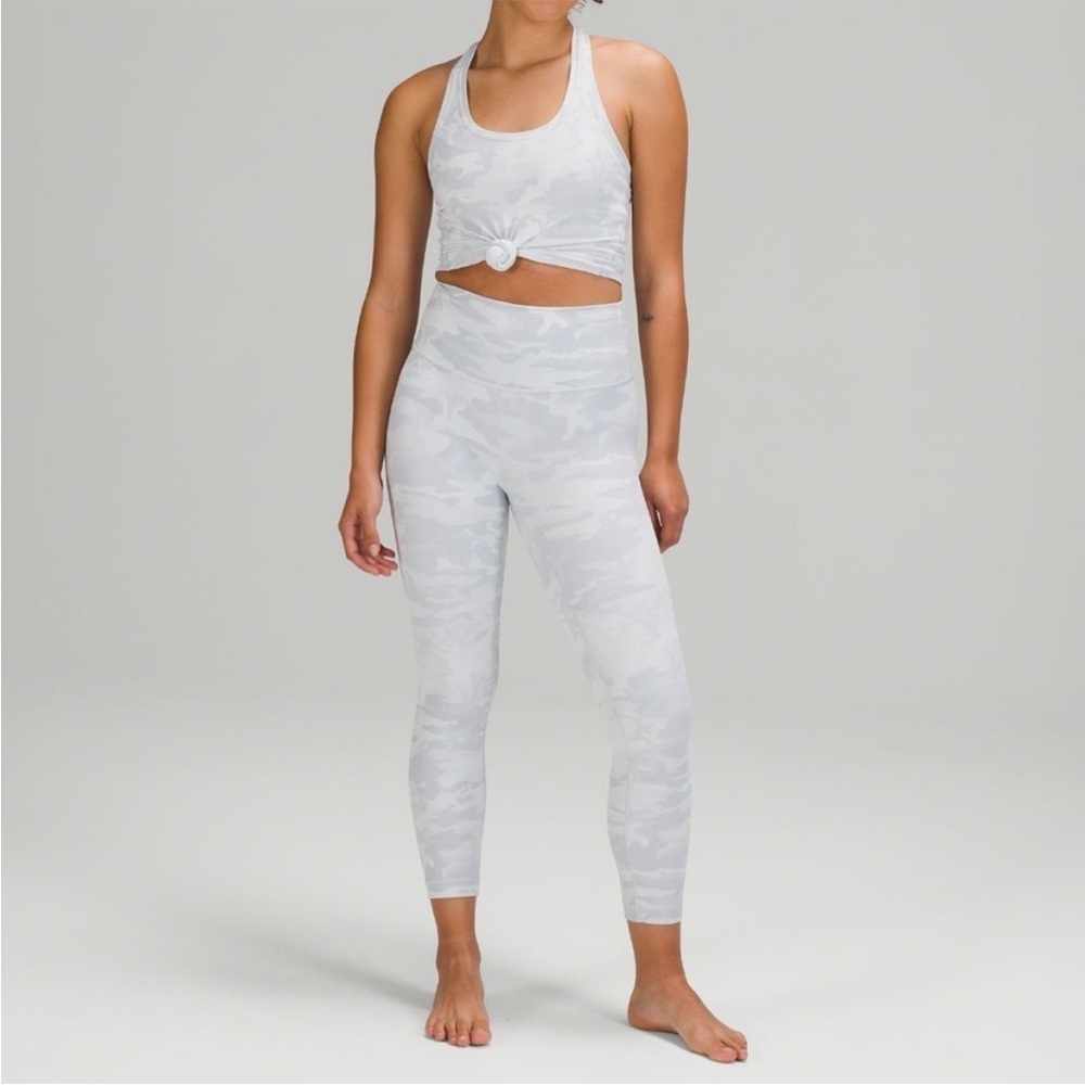 Lululemon Wunder Under High-Rise Crop in Incognito Camo Jacquard